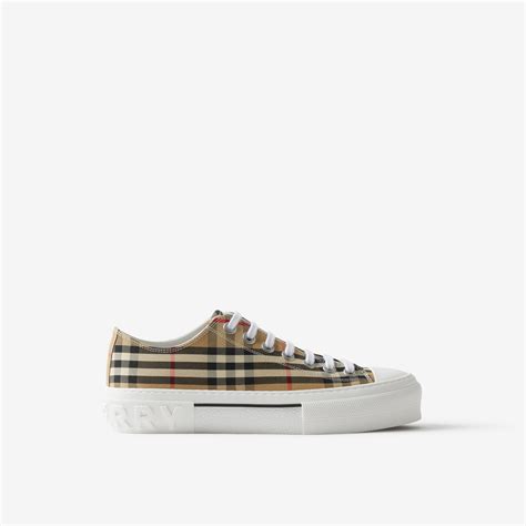 burberry sneakers heren|burberry sneakers for females.